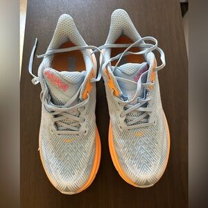 Hoka Clifton 9 shoes